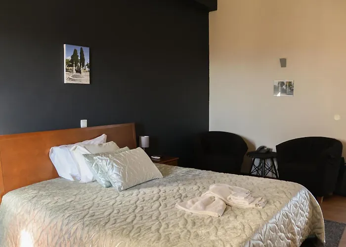 Отель Quinta Da Seixeda