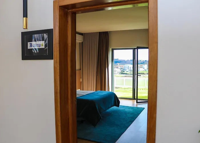 Отель Quinta Da Seixeda *